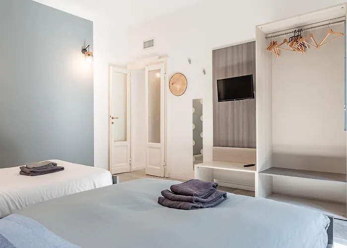 Guest Planet - 18 Suite Home